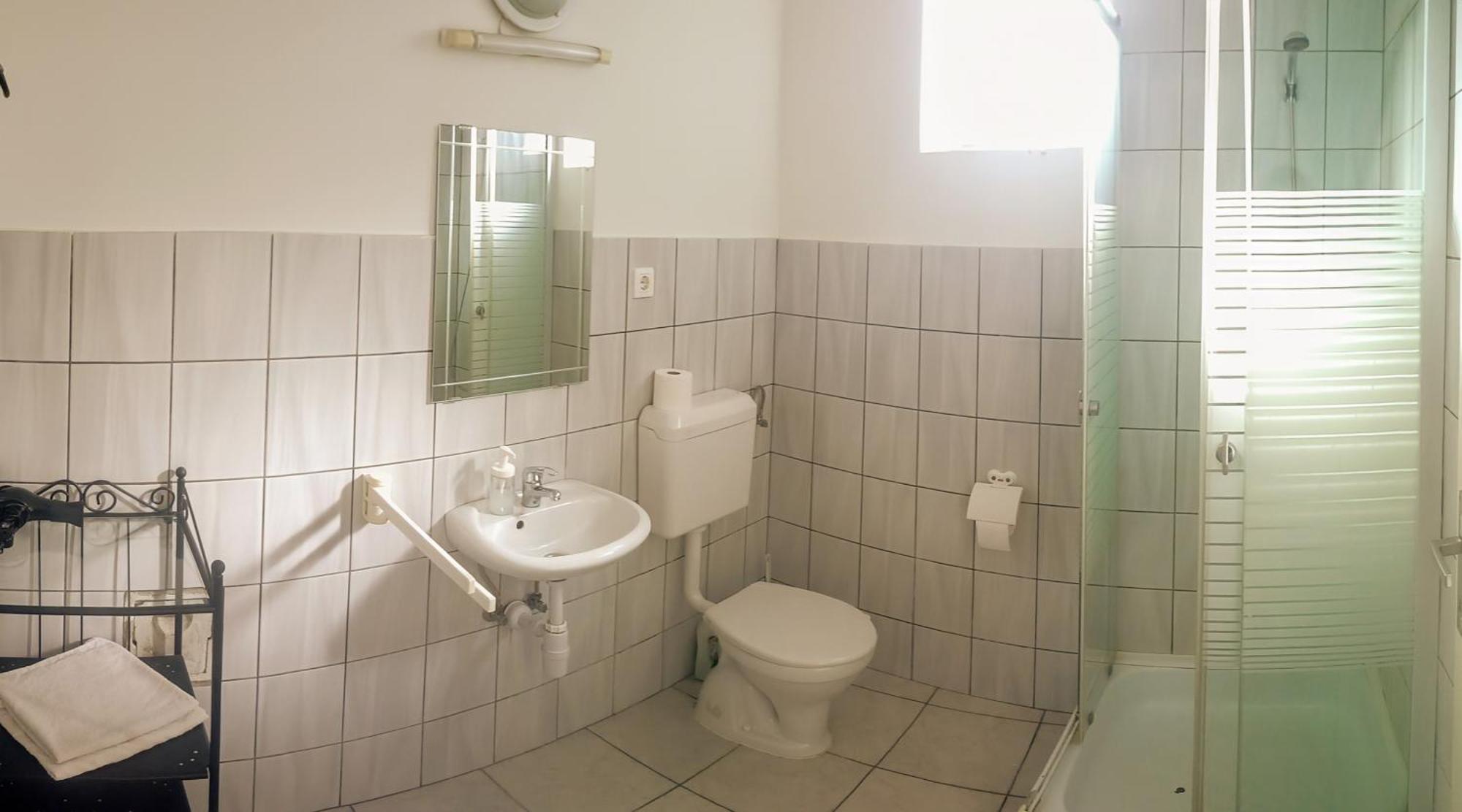 Sparrowl Apartments Budapest Esterno foto